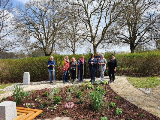 Ortsvereins Bad Rodach Die Steinerne Chronik Im Kurpark Bad Rodach 